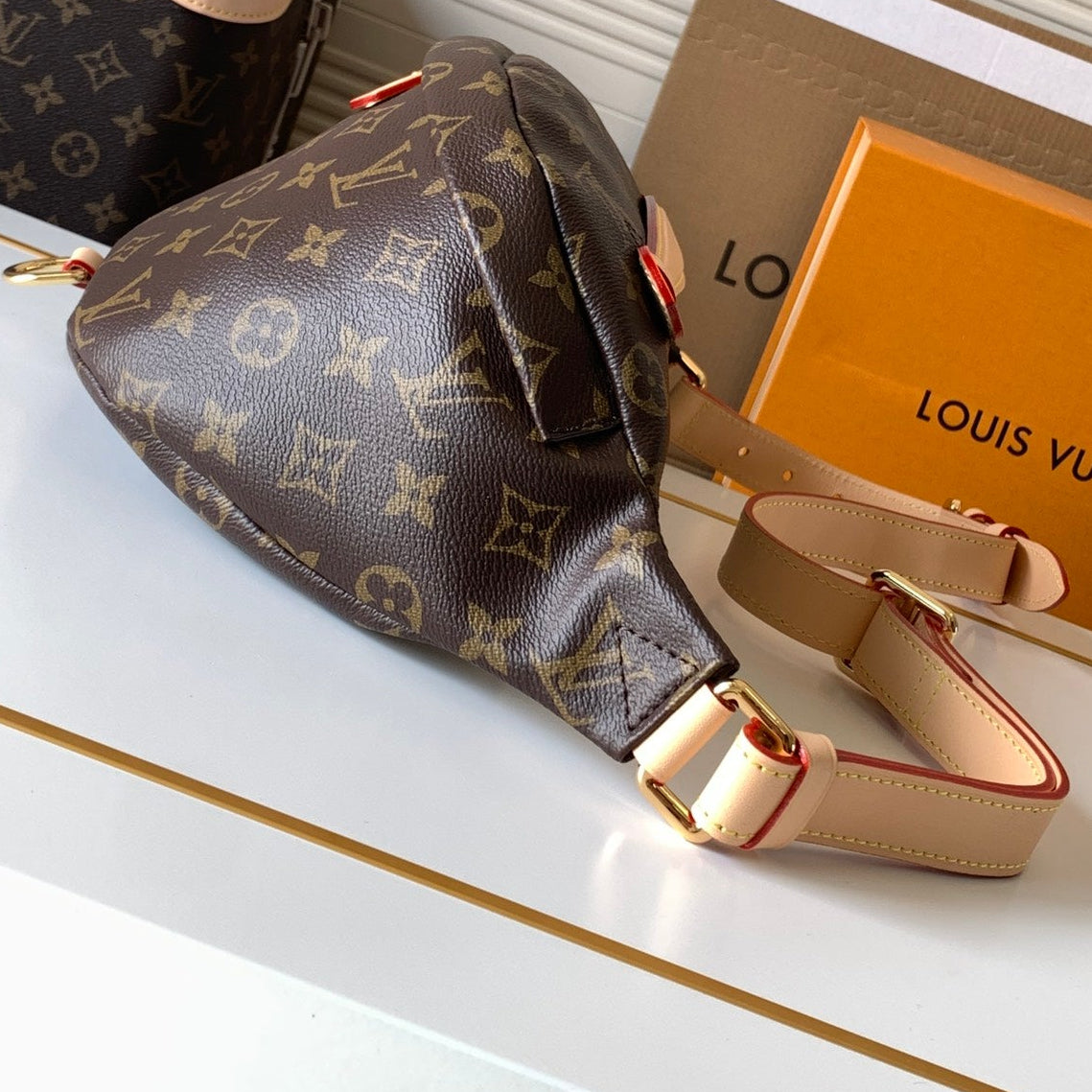 Retro  Crossbody Belt Bag