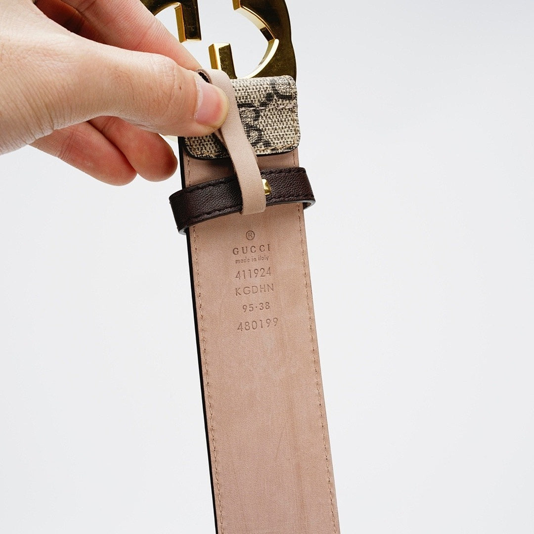 Gold Buckle Pattern Belt