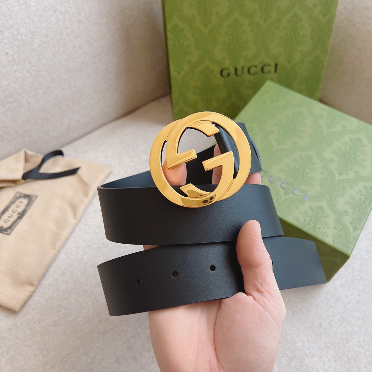 Elegant Black Buckle Belt