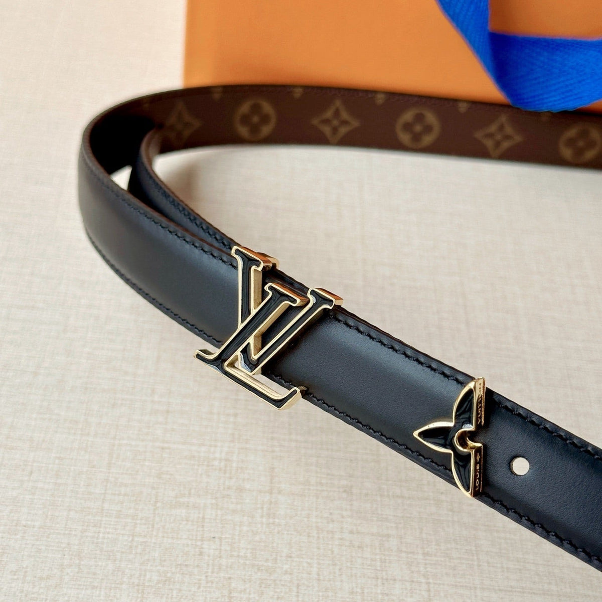 Noir Gilded Waist Belt