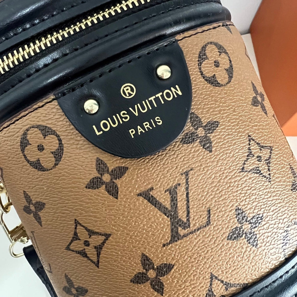 Structured Leather Bucket Bag