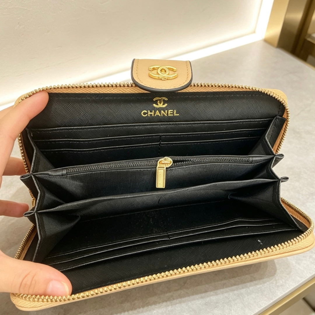Khak Everyday Wallet