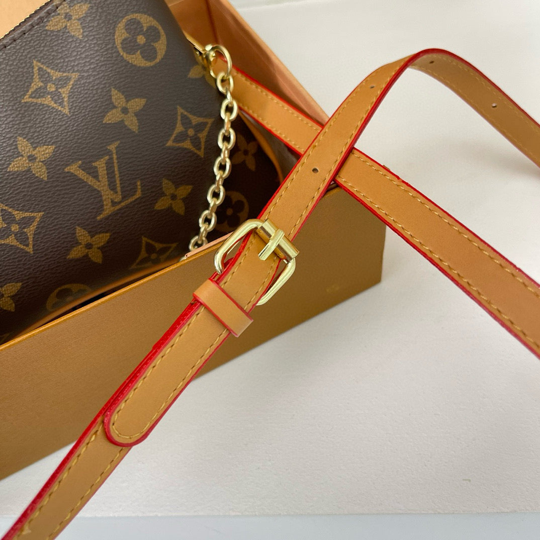 Brown Chain Shoulder Bag