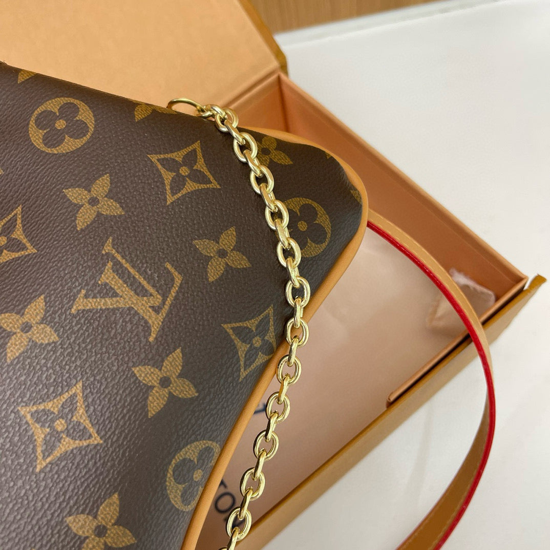 Brown Chain Shoulder Bag